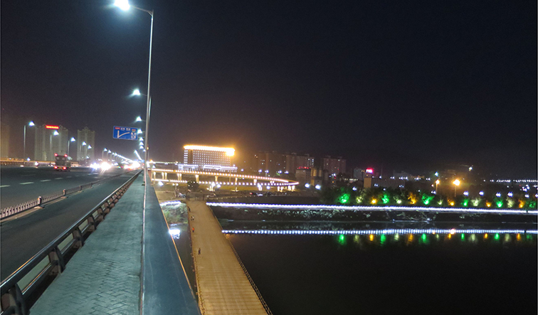 湖北省襄阳市汉江两岸亮化工程